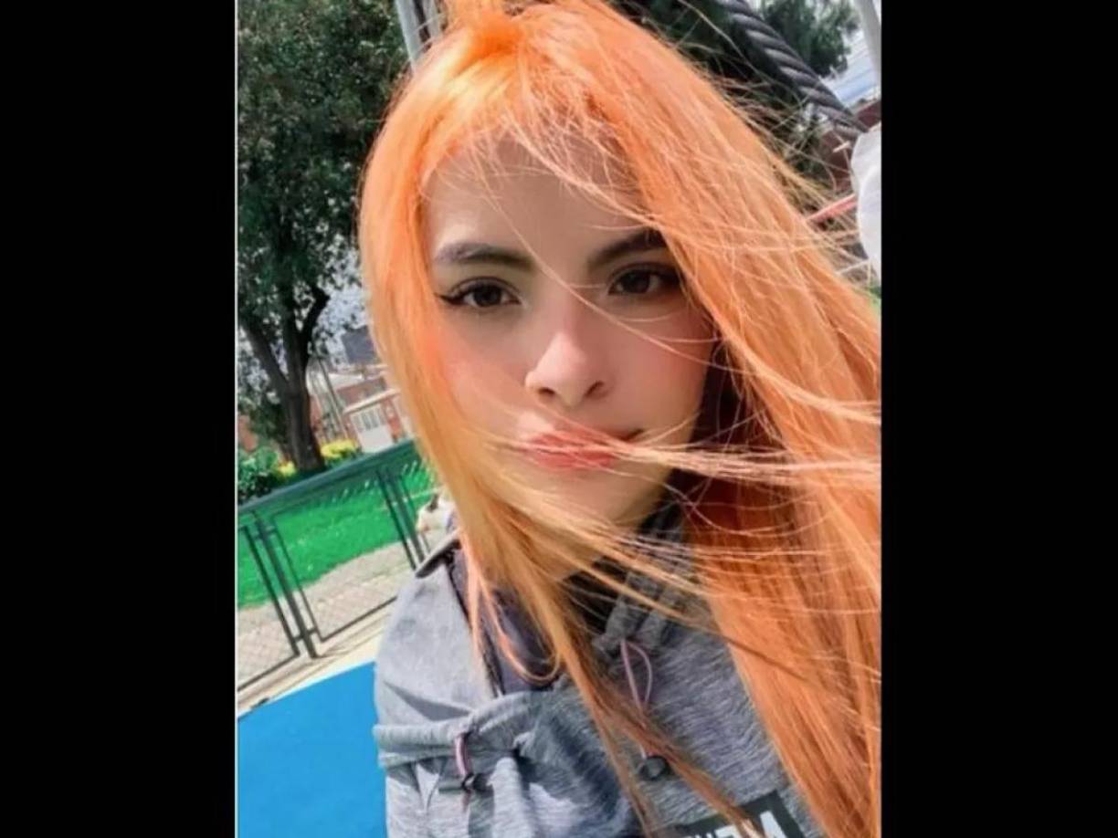La joven colombiana fue identificada como Catalina Leyva. Su familia, alarmada por su ausencia, denunció su desaparición e inició una extensa búsqueda en la zona boscosa de la Ciudad Bolívar.