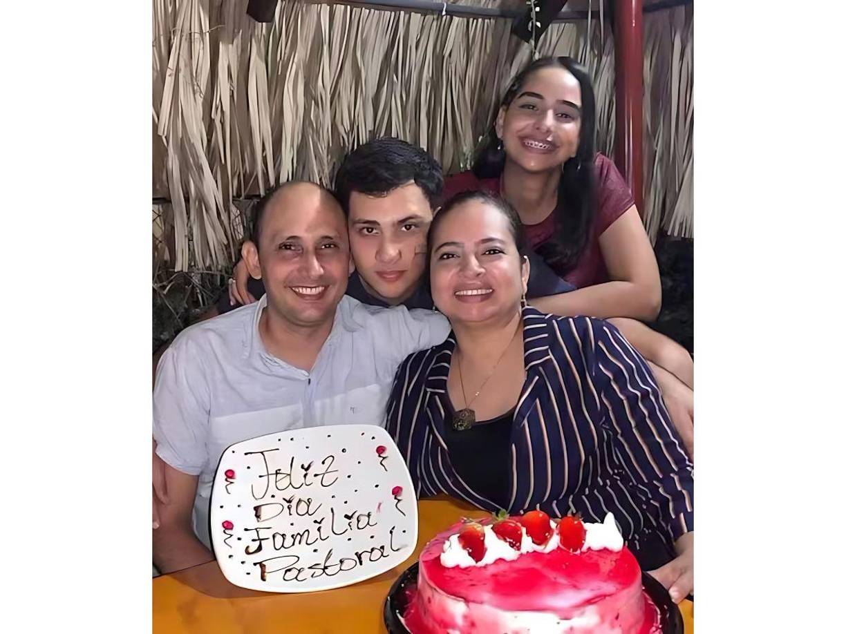 Este acontecimiento fue comparado con el asesinato de Marlon Lora y su familia, ocurrido el pasado 29 de diciembre.