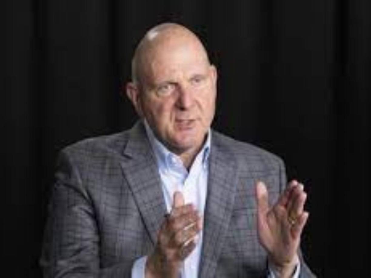 Steve Ballmer 145.900 millones de dólares (+2 %).