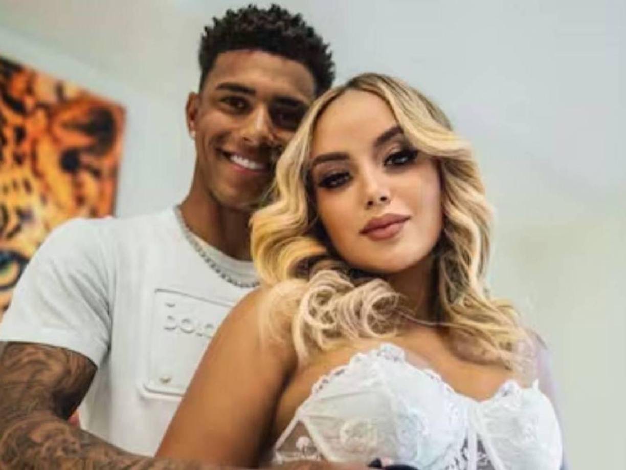 La pareja lo confirmó a través de los resultados de unas pruebas de ADN que se hicieron y que después fue la misma influencer que detallo la noticia.