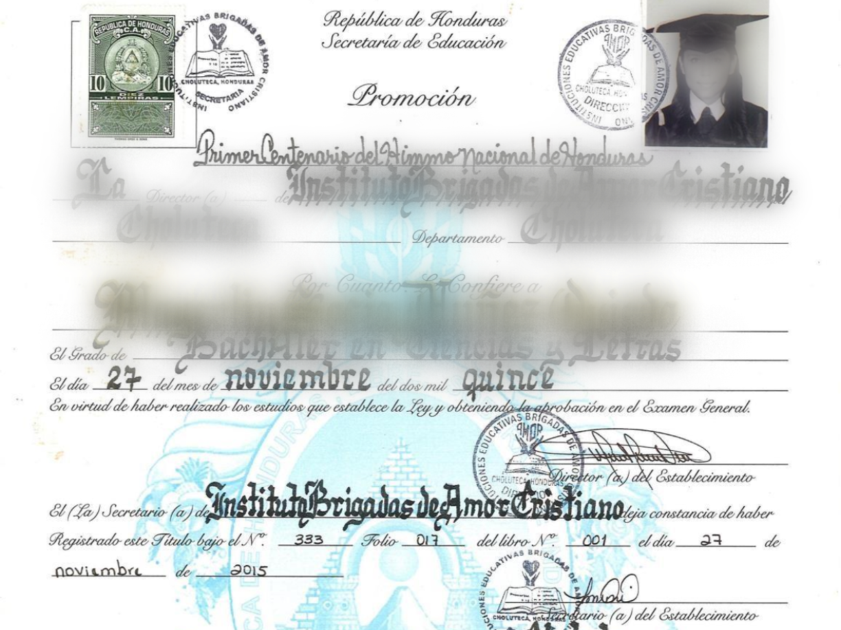 Toda solicitud de legalización de estudios, reposición o emisión de título debe presentarse en forma individual y con la documentación completa par ser aceptada en la ventanilla única de trámite.