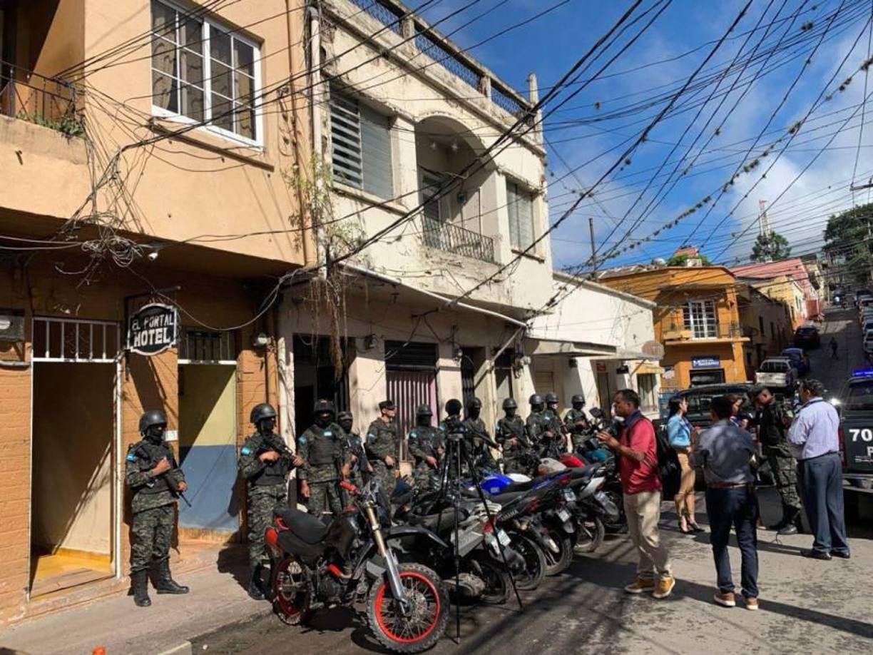 “Un juzgado penal en materia de criminalidad organizada y corrupción agendó para las 3:00 pm, la audiencia de declaración de imputado para Rocío Tábora, acusada por la compra de hospitales móviles”, informó el Poder Judicial.