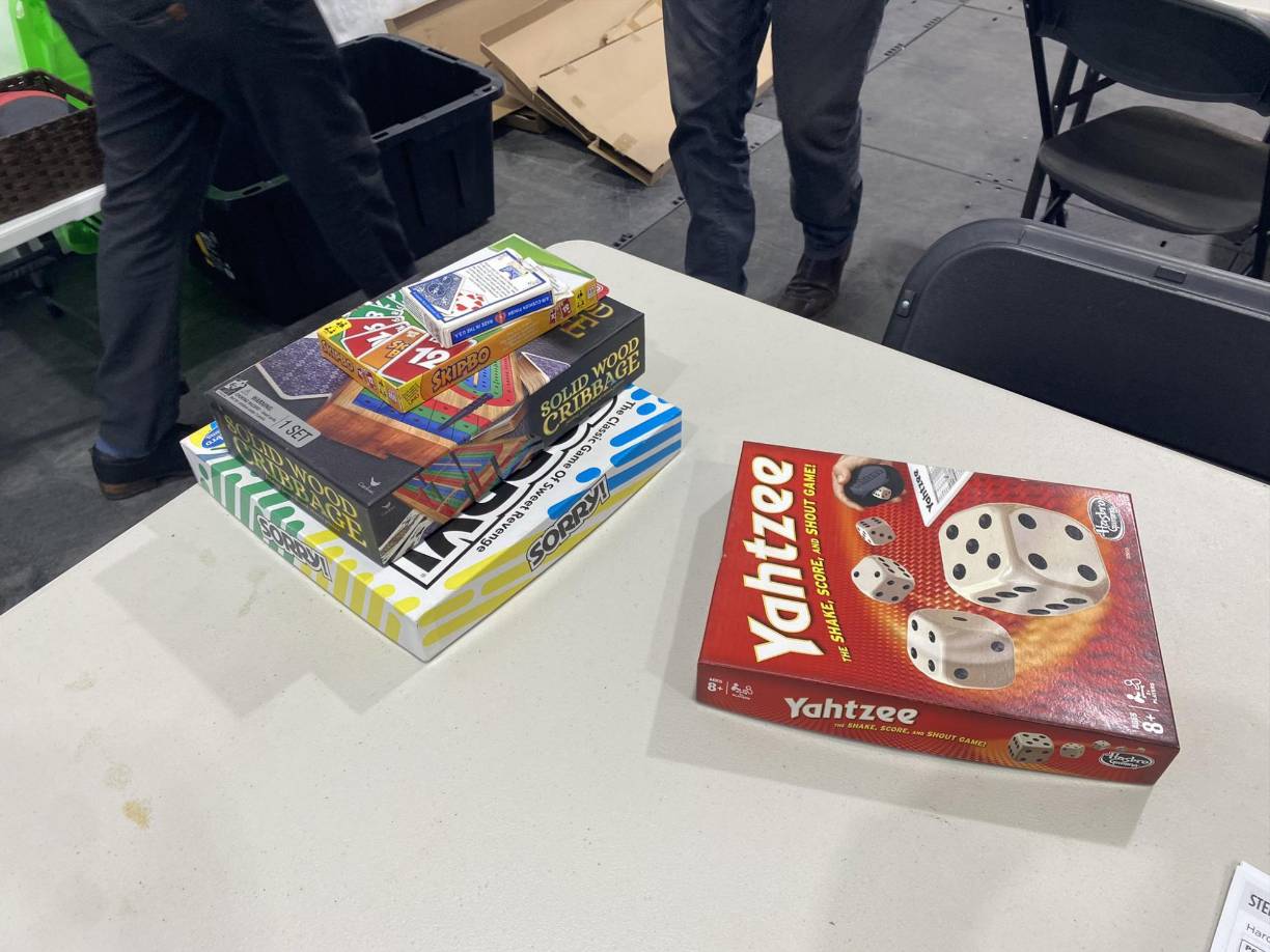 Nueva York habilita gigantescas carpas para acoger a inmigrantes enviados desde Texas