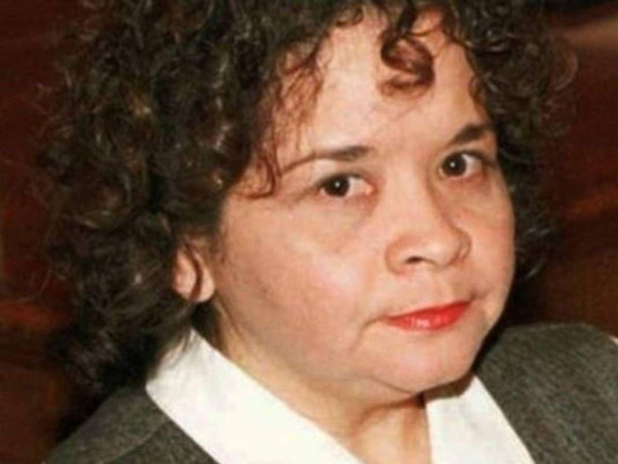 Pero Quintanilla se percató que no le había entregado todo, así que llamó a Saldívar para verse de nuevo al siguiente día. En la charla que tuvieron, Yolanda le confesó que había sido agredida sexualmente en México, por la que la llevó al hospital, pero un médico determinó que no había signos de violencia.