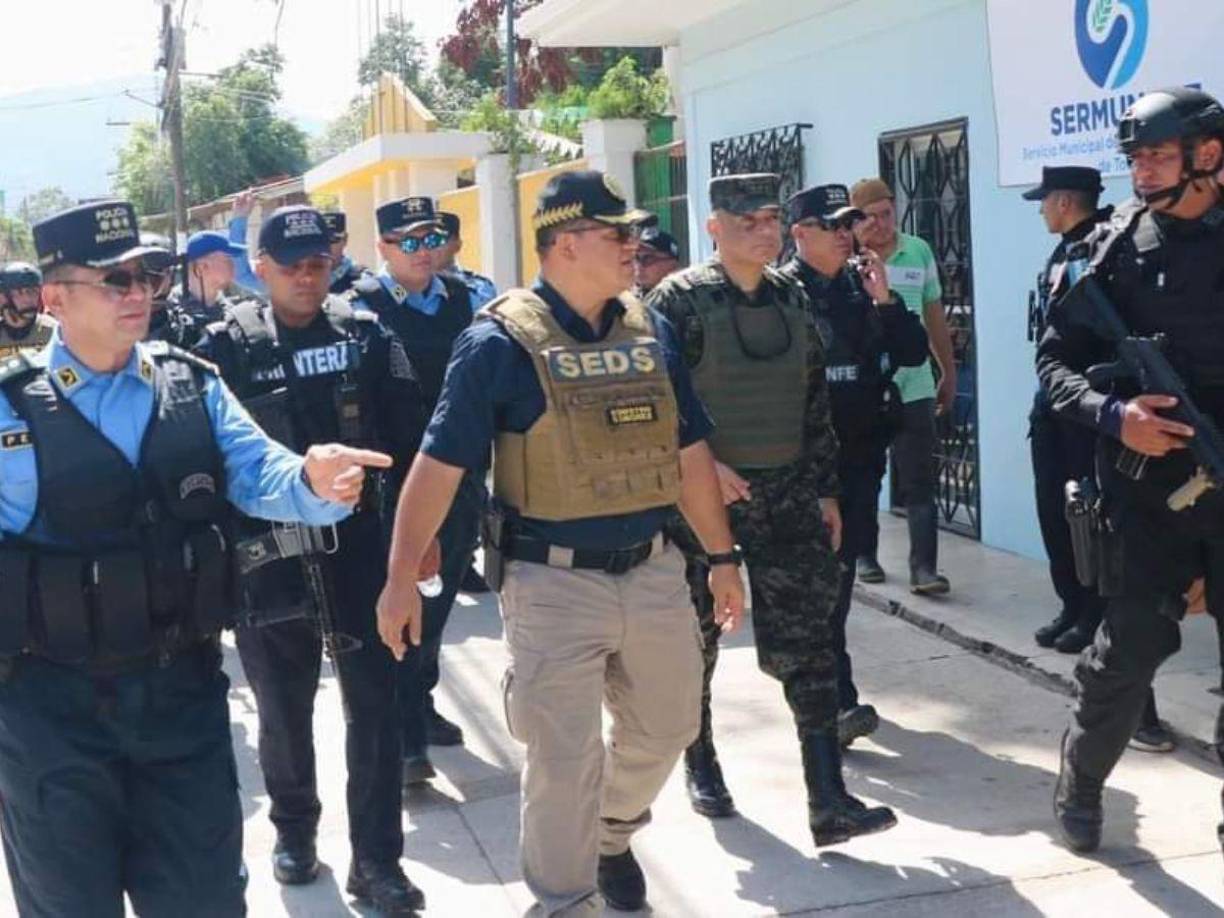 Debido al gran suceso en ciudades como San Pedro Sula y Choloma, el Ministro de Seguridad, Gustavo Sánchez lanzó la operación Candado en el departamento de Colón. “Hoy estamos lanzando la operación candado con la intención de replicar los resultados obtenidos en la operación pasado que se llevó a cabo en el Distrito Central, en Valle de Sula, y litoral atlántico que tan buenos resultados nos han dado en esas áreas geográficas del país” mencionó el ministro.
