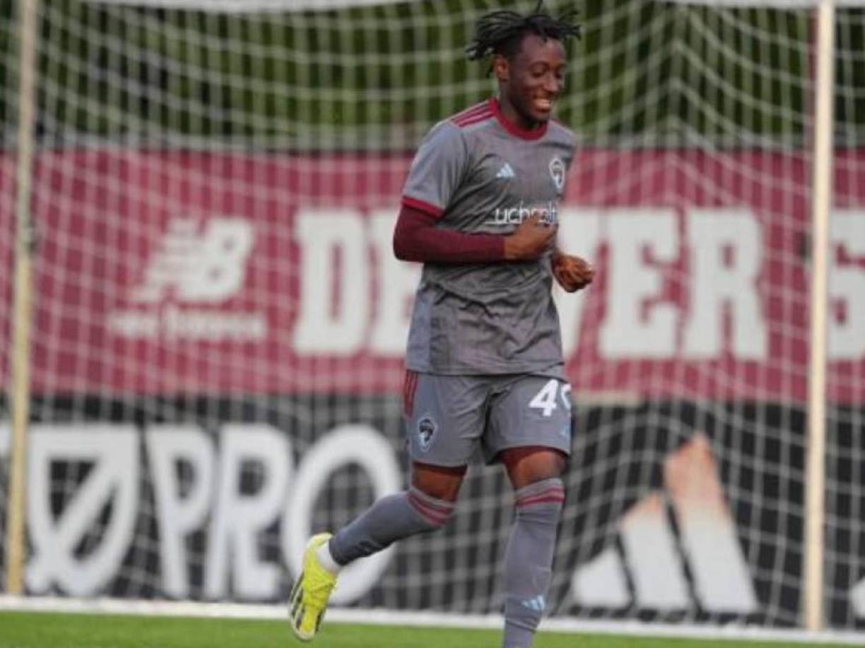 Antony García, cuya ficha es del Motagua, seguirá en el Colorado Rapids. “Estamos entusiasmados por traerlo de regreso y continuar fomentando su crecimiento dentro del sistema de desarrollo de Rapids”, dijo Brian Crookham, director de personal de jugadores del club estadounidense.