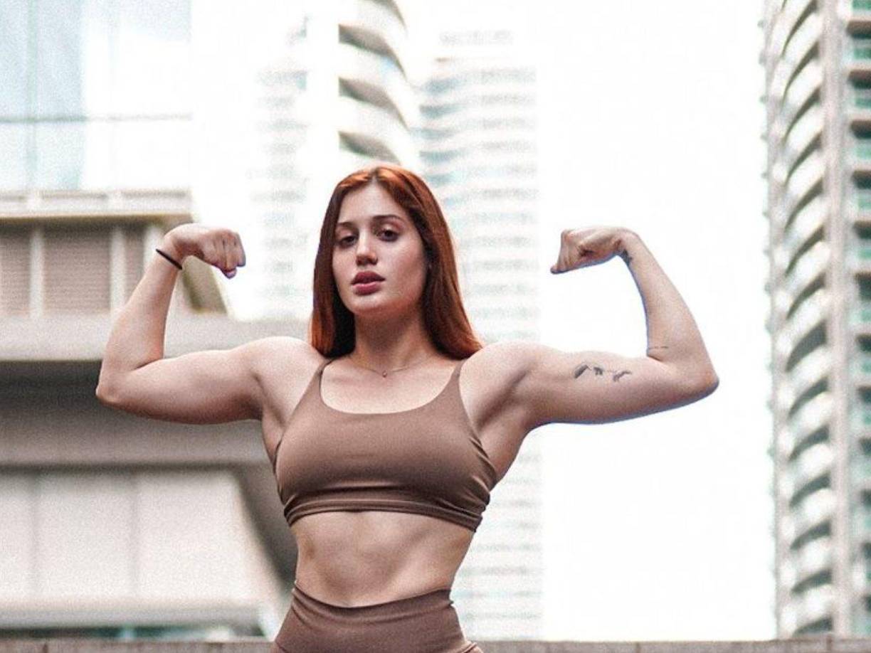 La chica fitness de México ha logrado una destacada presencia en plataformas digitales, contando con 1.4 millones de seguidores en Instagram y 1.5 millones en TikTok.