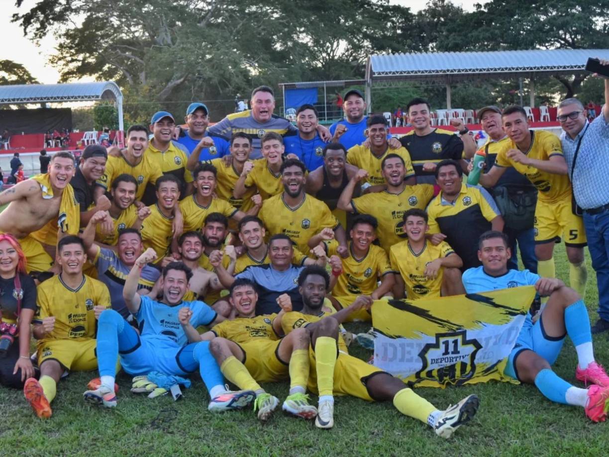 El 11 Deportivo de El Salvador hizo historia al conquistar por primera vez en su historia el título de primera división. 