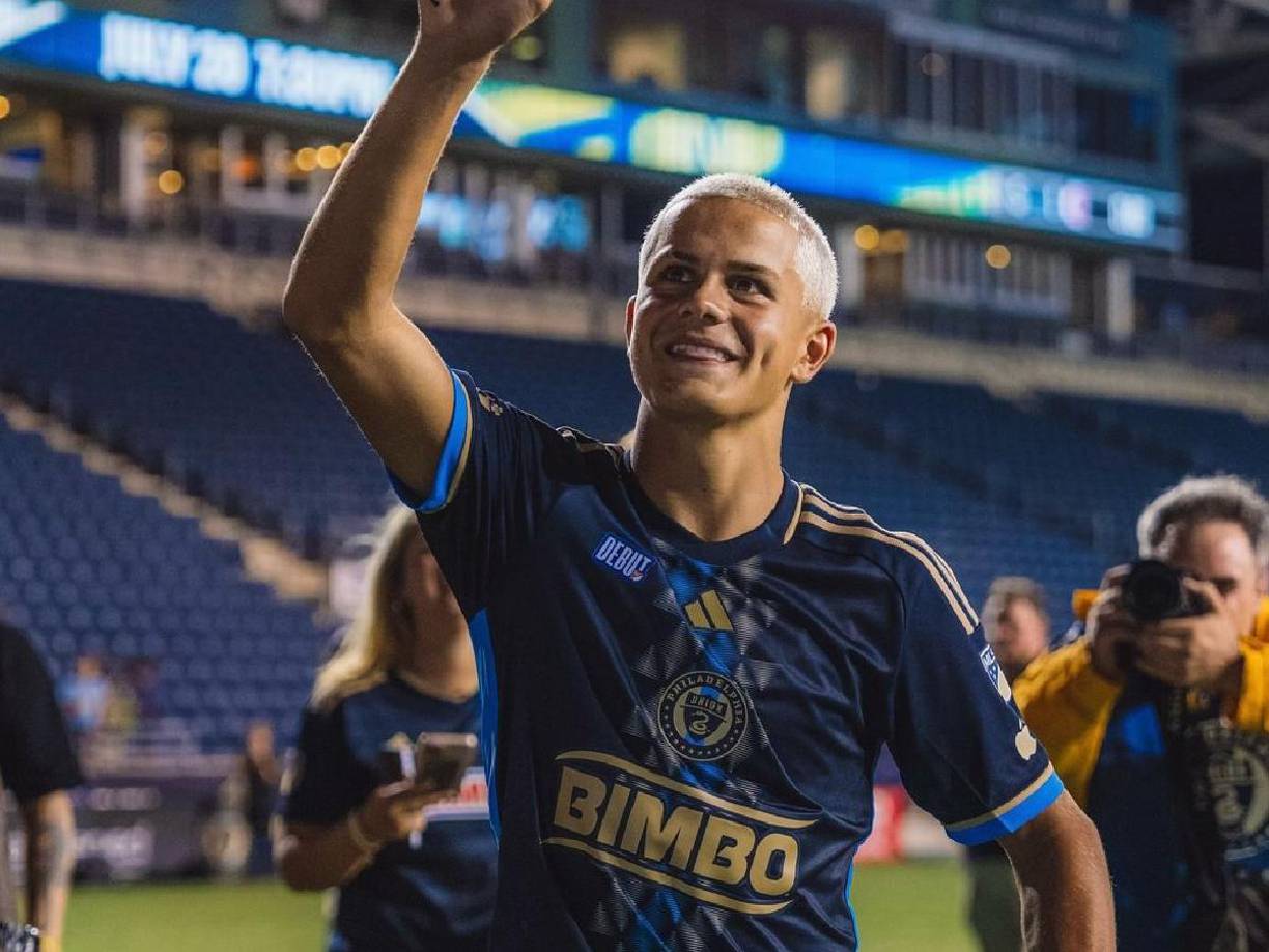 “He estado esperando este día toda mi vida. Hacer mi debut en MLS y Philadelphia Union, mientras compartía el campo con mi hermano mayor Quin Sullivan es surrealista, como poco”, comenzó expresando en sus redes sociales.