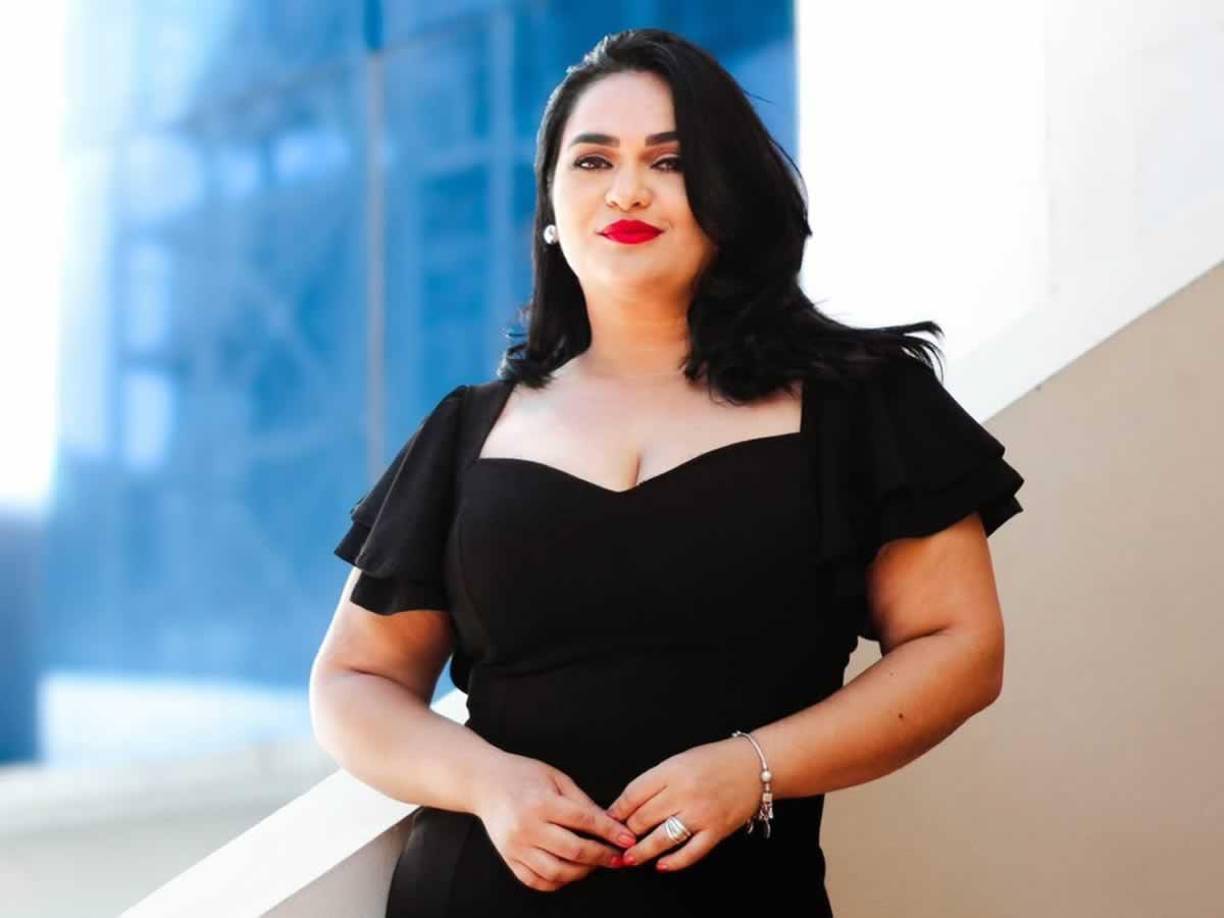 Brenda Moncada - La reconocida periodista de Q Hubo TV dejó muy claro que Olimpia sera rey nuevamente en Honduras y Jorge el Toro Benguché se llevará los reflectores como la gran estrella de la final.