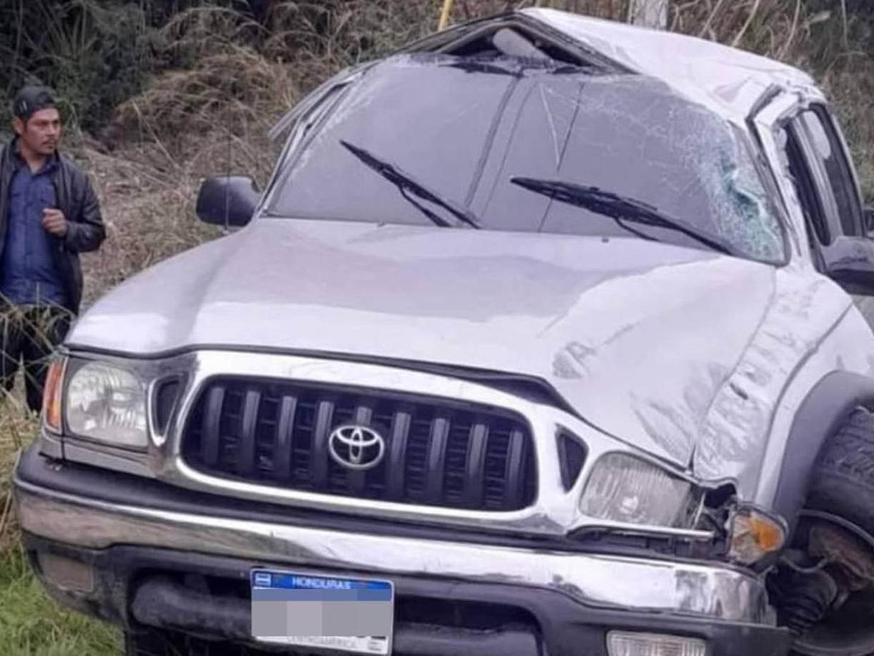 María falleció en un accidente vial mientras viajaba en un <b>pick-up</b> que la había recogido para ayudarla a llegar a su hogar. 