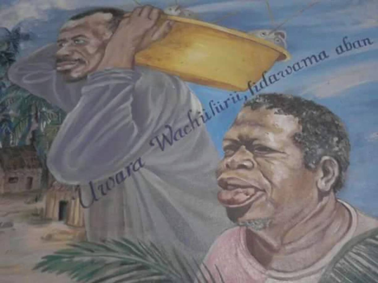 Pescal Pe, un famoso vendedor de pescado, y Chencho, un habitante de barrio Inglés muy querido, famosos personajes ceibeños ya fallecidos. A ambos no se les conocía su nombre. Cuando iba a los barrios a vender pescado gritaba “Pescalpe” y así era conocido. 