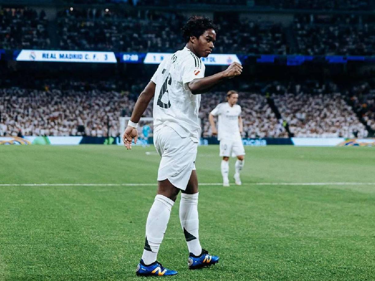 El brasileño, al igual que los del Barcelona, estuvo presente en el clásico que se jugó en Estados Unidos, pero será su primer clásico oficial, aunque se mira complicado de que tenga minutos.