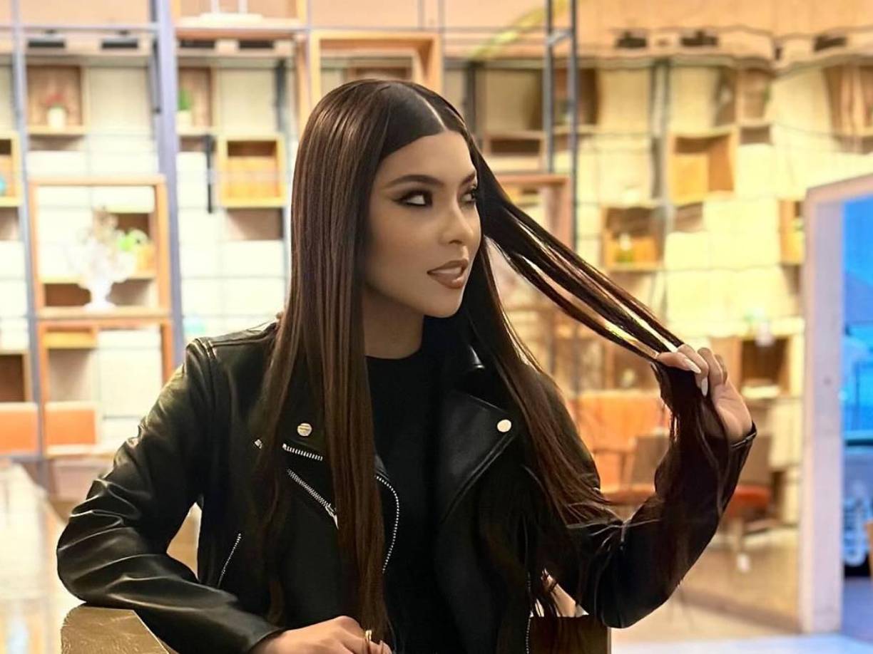 Laura Meza es una de las lindas presentadoras con las que cuenta Honduras y la chica fue vinculada con Rodrigo Auzmendi. 