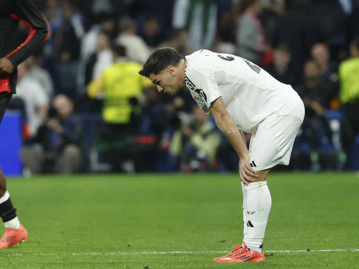 Real Madrid volvió a perder en el Santiago Bernabéu y esta vez fue contra el Milan (1-3) por la Champions League. El equipo de Carlo Ancelotti atraviesa una situación insostenible y lo que más preocupa a sus seguidores es la forma en la que han caído en el Clásico y ahora ante los rossoneros.