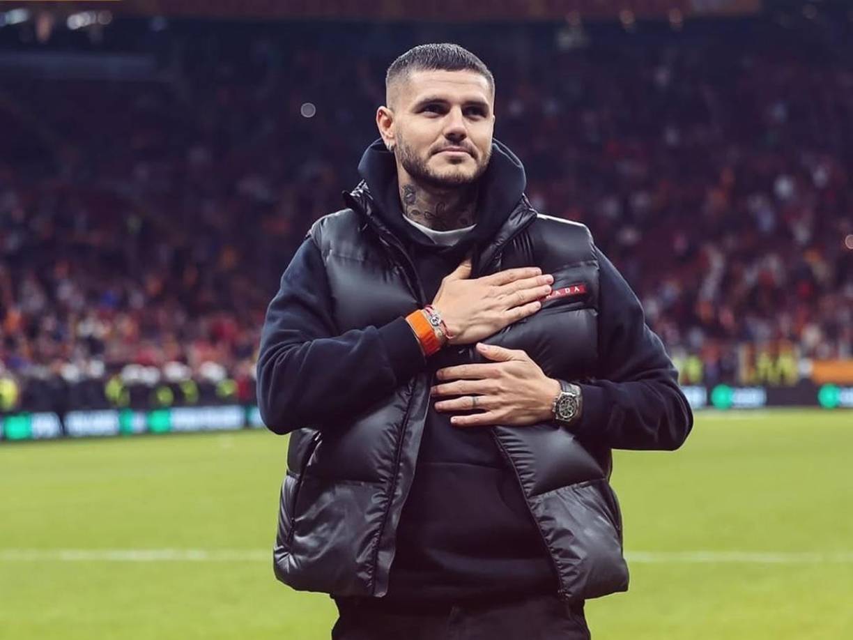 Mauro Icardi confirma por sorpresa su romance con la famosa cantante y actriz ‘La China’ Suárez, con la que ya tuvo una aventura años atrás.