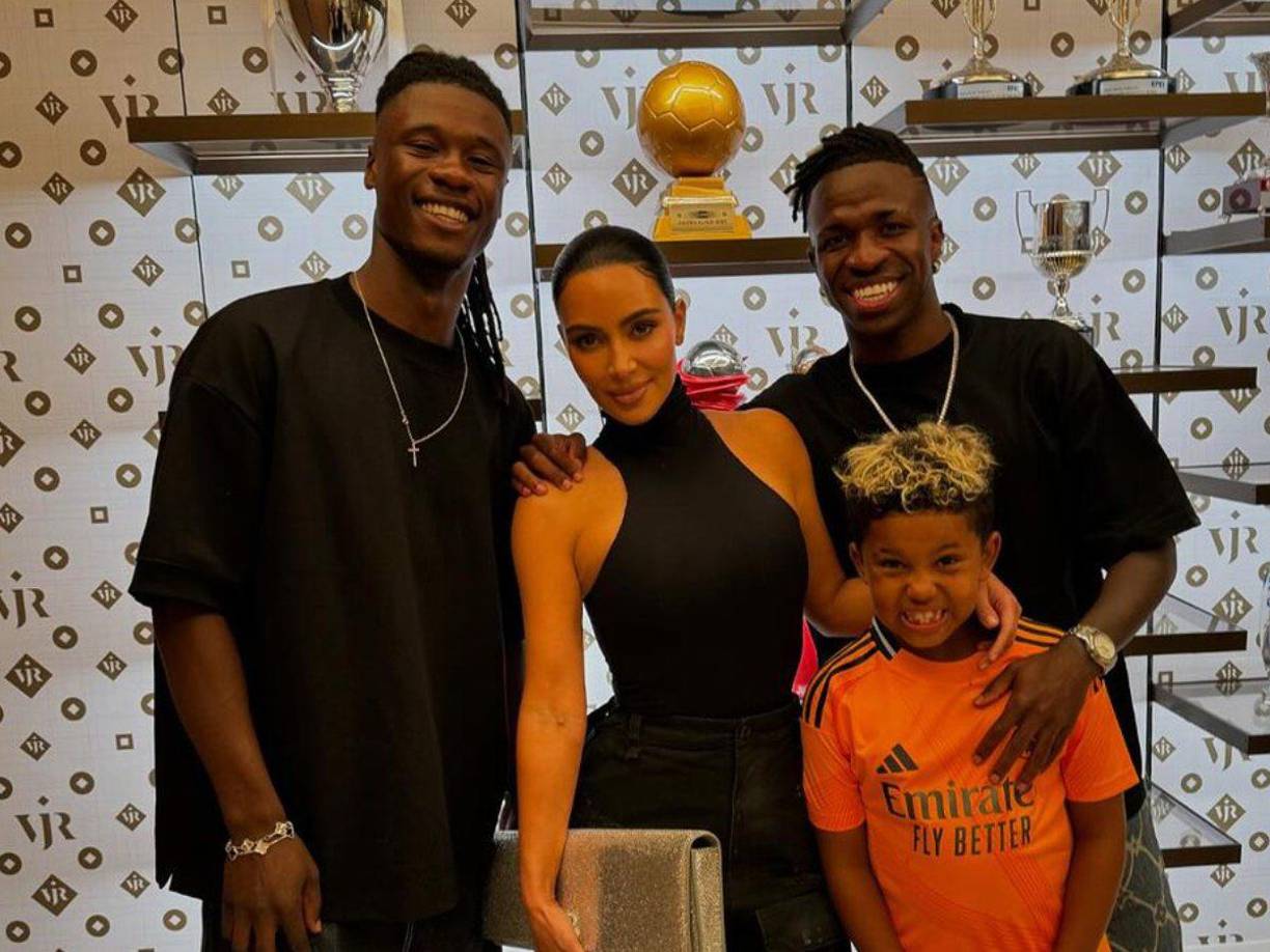 Según medios españoles, habría sido Camavinga el que habría llevado a Kim Kardashian a la casa de Vinicius.
