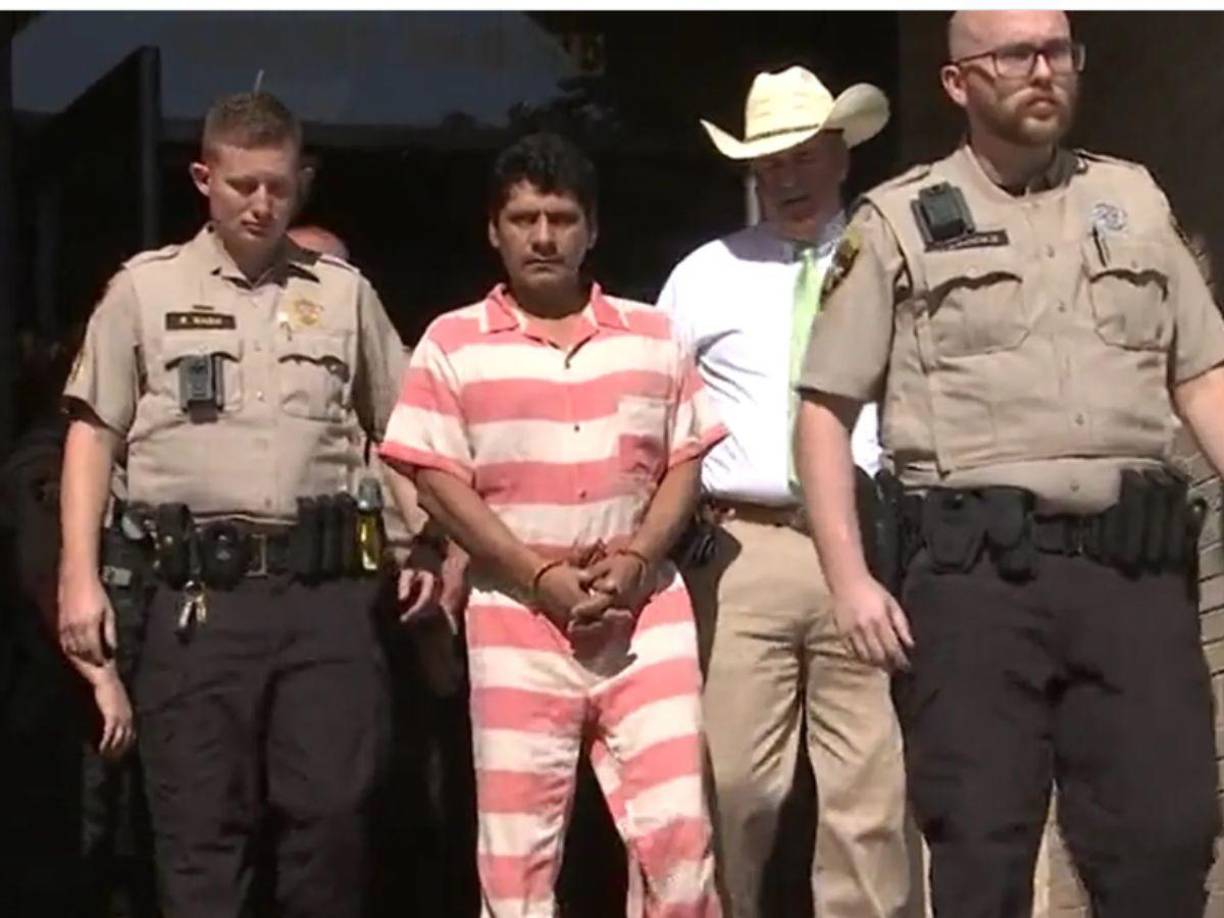 Francisco Torres Oropeza, el mexicano acusado de asesinar a cinco hondureños el 28 de abril, se presentó este 10 de agosto en una corte del condado de San Jacinto para una lectura de cargos.