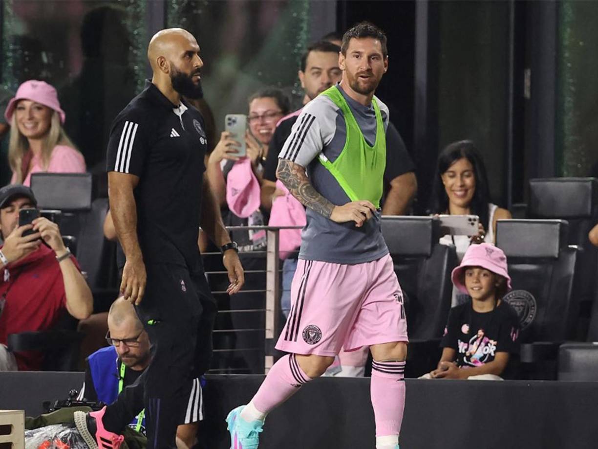 Sin embargo, en las últimas horas medios españoles señalan que se ve muy difícil la posibilidad de ver a Leo Messi nuevamente con la camiseta del Barcelona. 