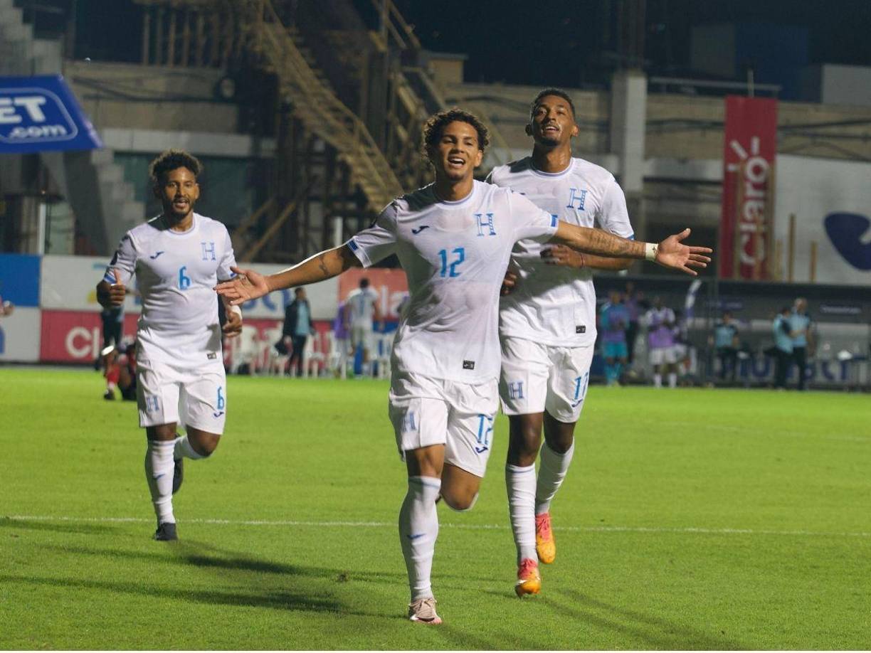 Opcíon: David Ruiz ya suma dos goles con la Selección de Honduras. El jugador se puede desempeñar como lateral derecho o volante mixto de interior o exterior.