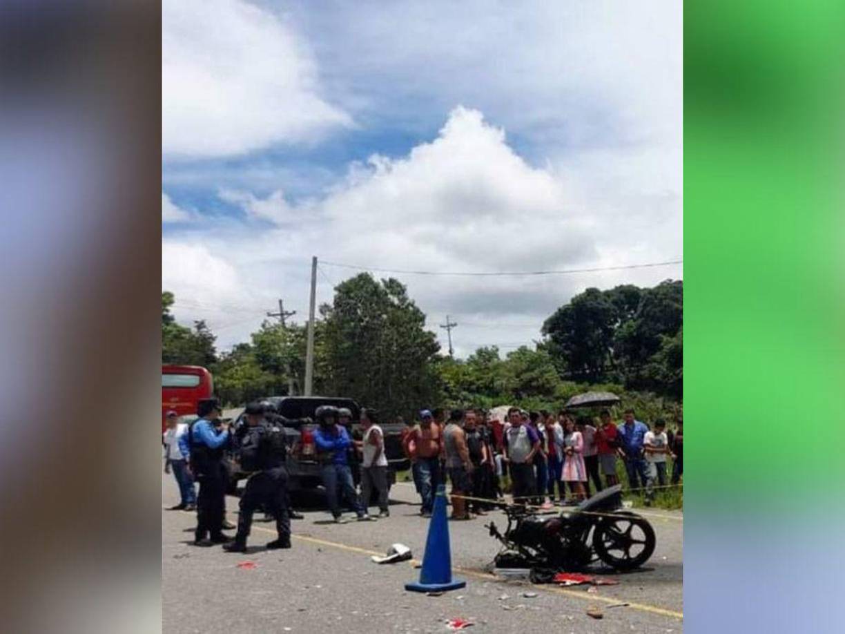 El menor de edad murió al instante, pero su hermana, Cesia María, quedó gravemente herida y fue trasladada hacia el Hospital Regional de Occidente, en Santa Rosa de Copán. 