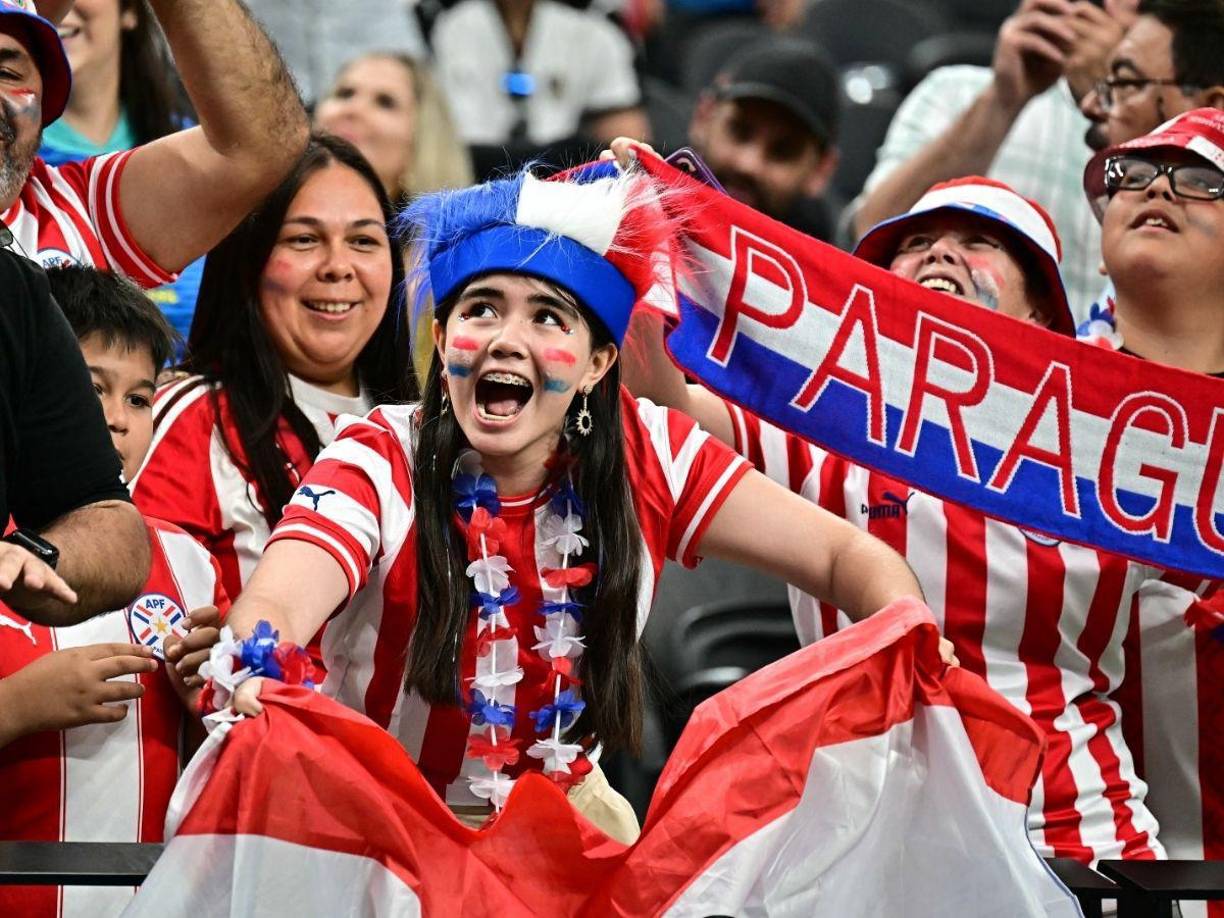 Las hermosas paraguayas también se hicieron presentes en el gran duelo por la jornada 2 de la Copa América 2024.
