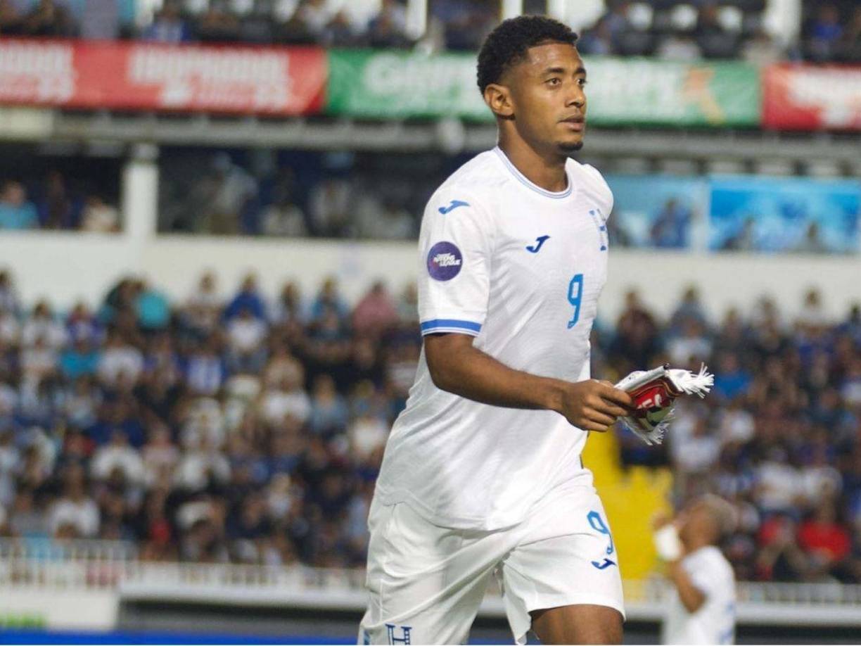 Antony Lozano: Es el centrodelantero de Honduras y será titular ante Jamaica. 