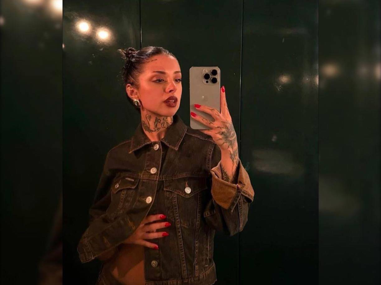 Los usuarios han dejado comentarios en sus fotos diciendo: “La Cazzu Aguilar”, “Qué no te vea Christian Nodal, porque eres la combinación perfecta”, “Nodal, jefe. Ella es fan de su relación”, “Lo mejor de las dos”. 