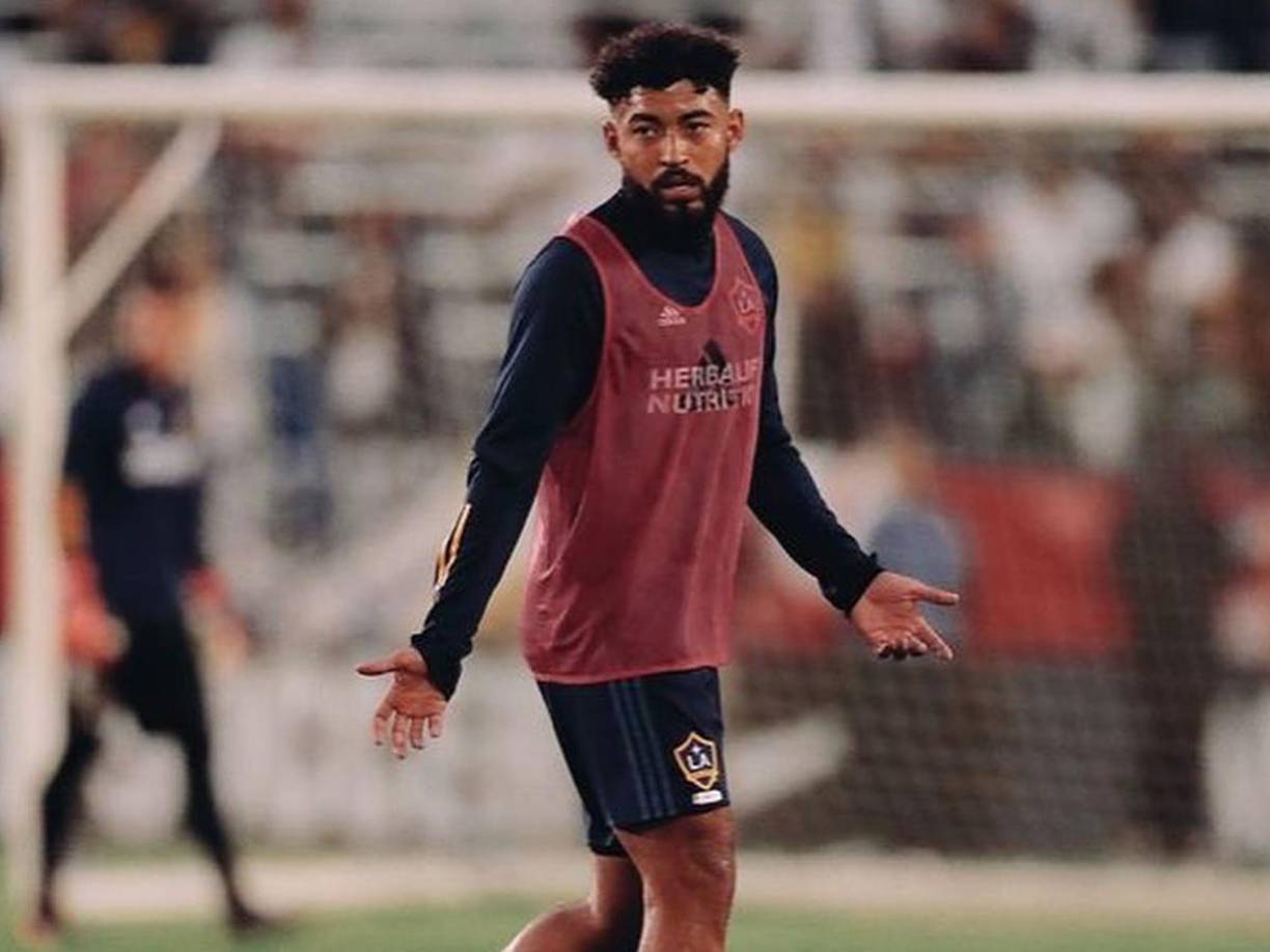 Tras su debut con la H, Acosta tuvo pasos breves pasos por el Orlando City y LA Galaxy de la misma MLS,. Posteriormente se perdió del mapa futbolístico luego de haber sido sufrido una dura lesión en el Orange County SC de la USL Championship.