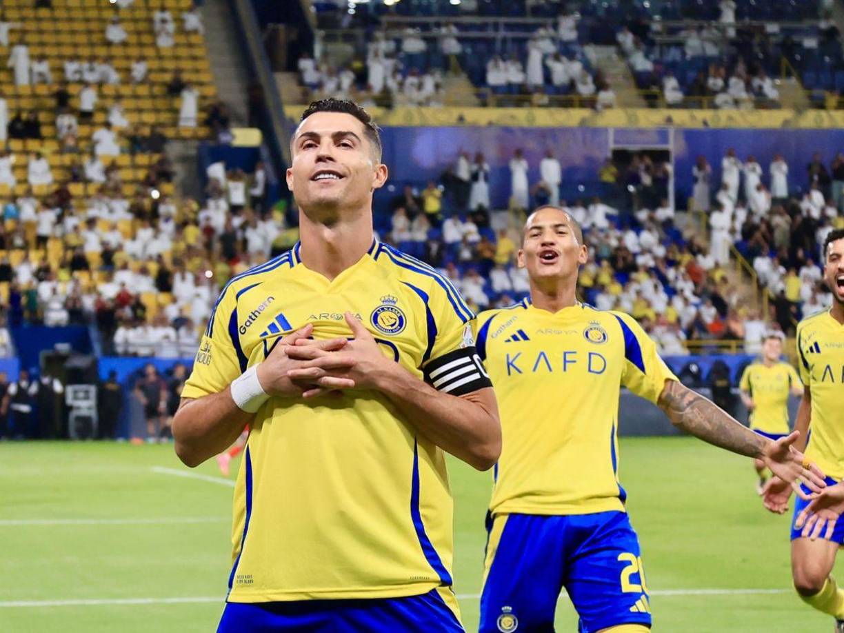 El goleador del Al Nassr también quiere un camarero y su salario serás de 24.000-25.000 euros anuales.