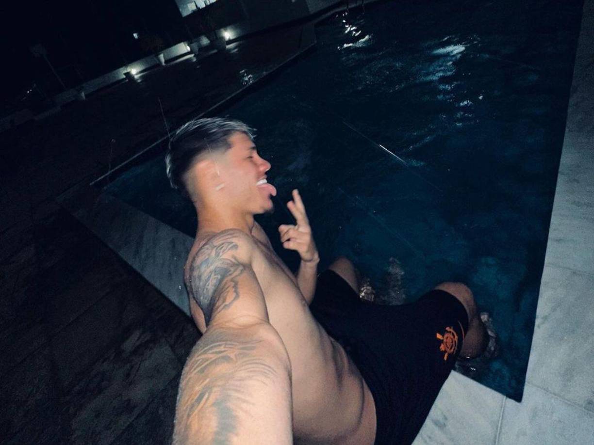 A pesar de las especulaciones, los resultados de la autopsia y los análisis forenses revelaron que no había drogas ni alcohol en la sangre.