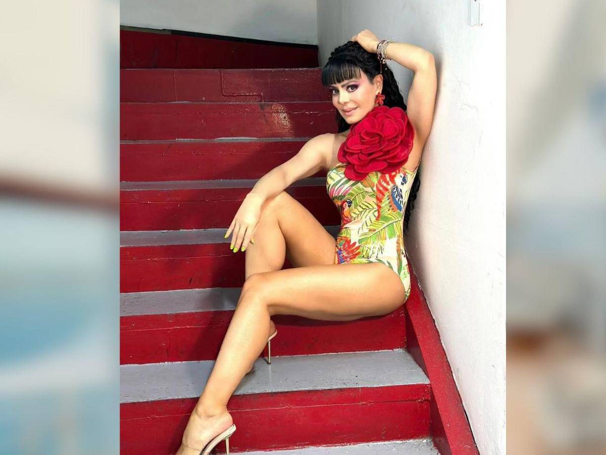 Y aunque en los últimos tiempos ha enfrentado procesos muy dolorosos como la muerte de su hijo, Maribel Guardia ha demostrado su fortaleza y luce mejor que nunca. 