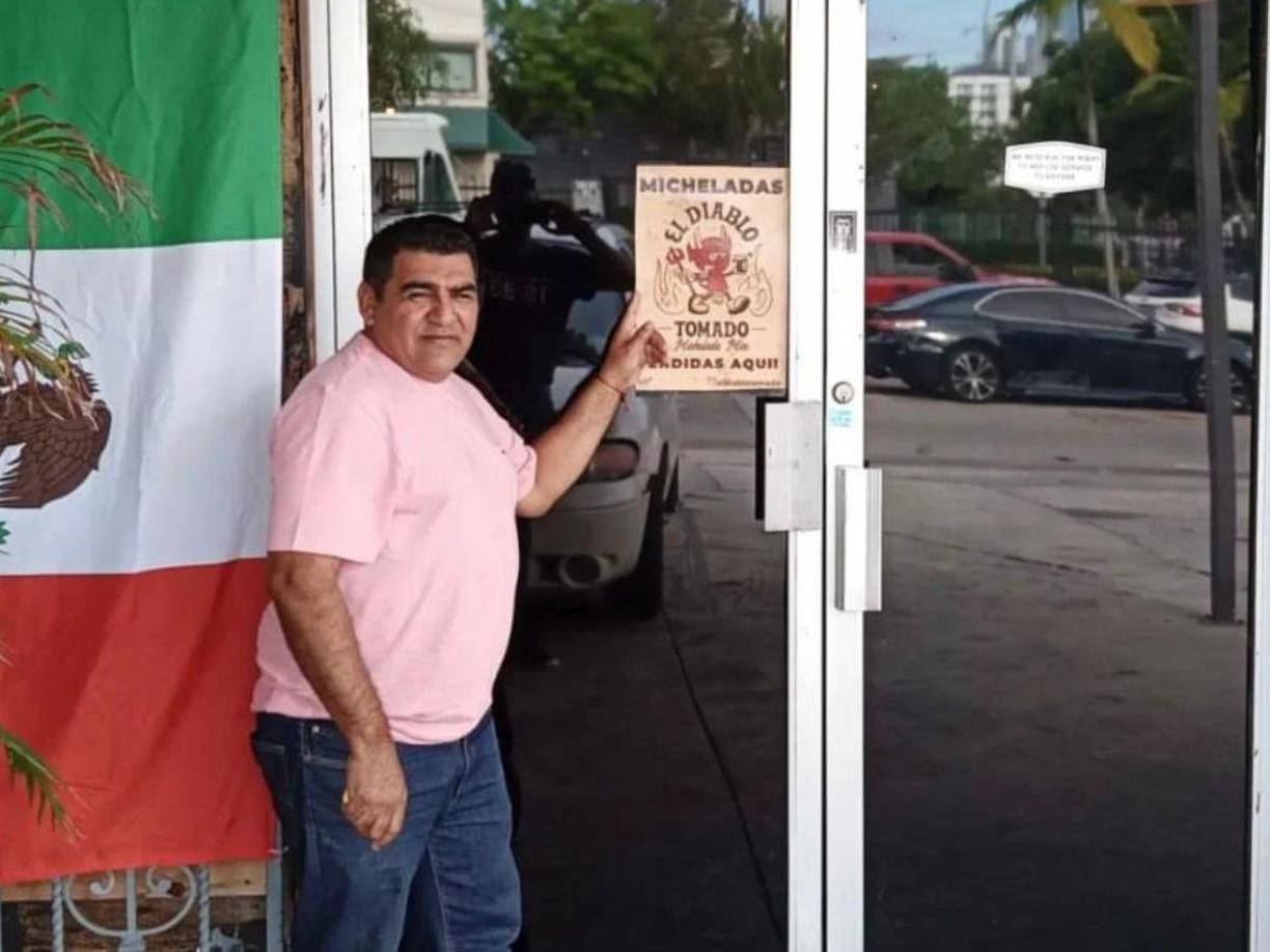 Varias de sus entrevistas se han viralizado en redes sociales, sin embargo, en esta ocasión enfrenta una nueva polémica con una reconocida presentadora de televisión. 