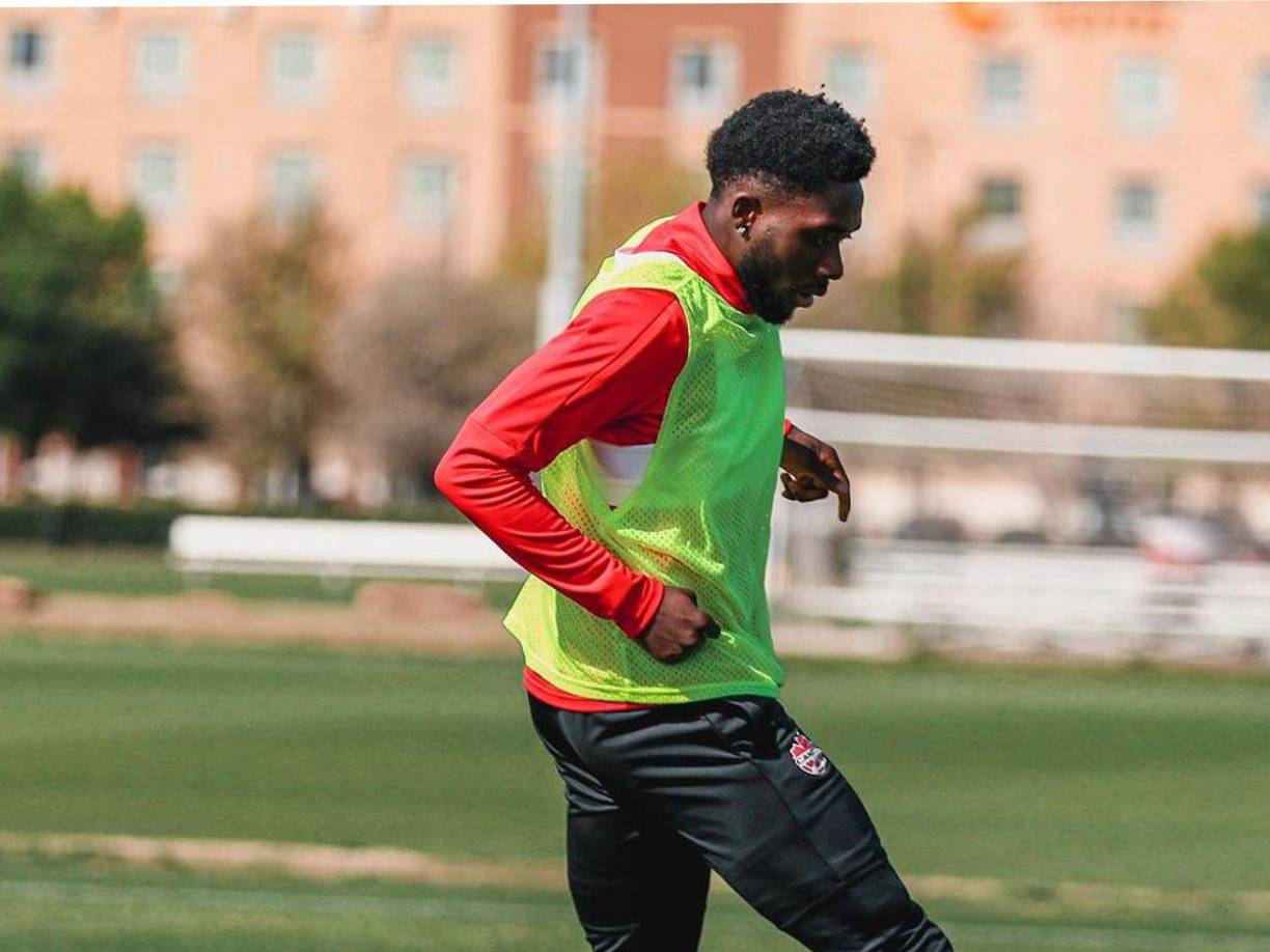 Fabrizio Romano confirma que Real Madrid va por el lateral Alphonso Davies: “Entiendo que el Real Madrid todavía está trabajando en el acuerdo con Alphonso Davies, ya que esta semana se produjeron nuevos contactos”, señaló.