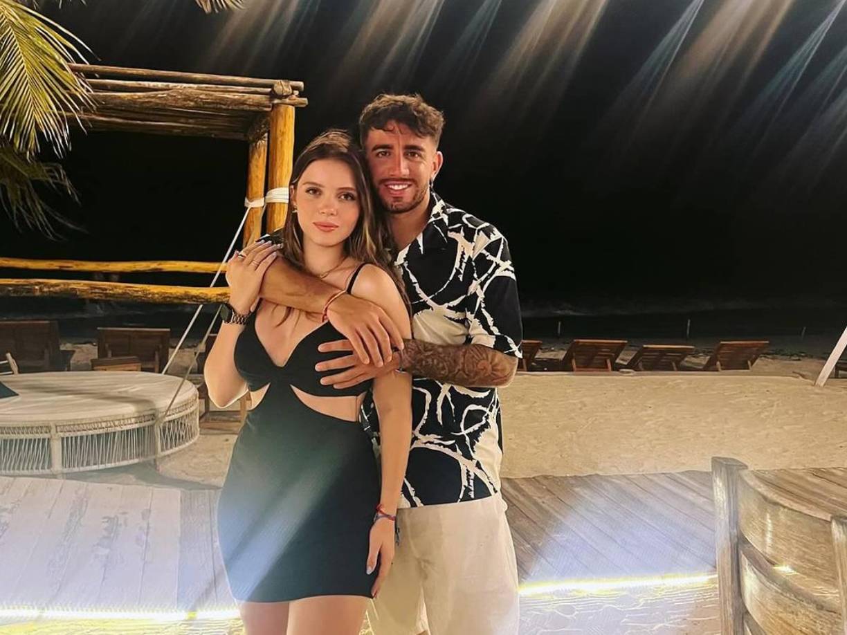 La chica reveló que en ocasiones es complicado ser el centro de atención en los lugares donde acude. 