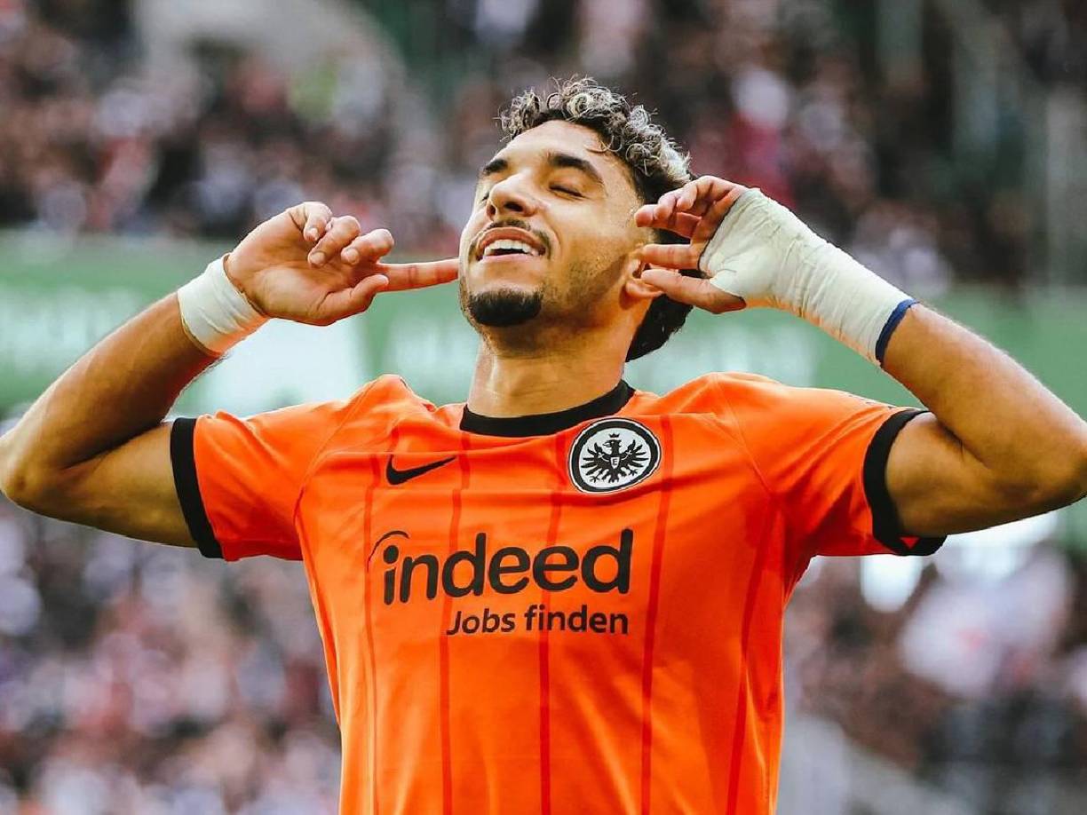 8-Omar Marmoush - Eintracht Frankfurt (Alemania) - 11 goles/22 puntos