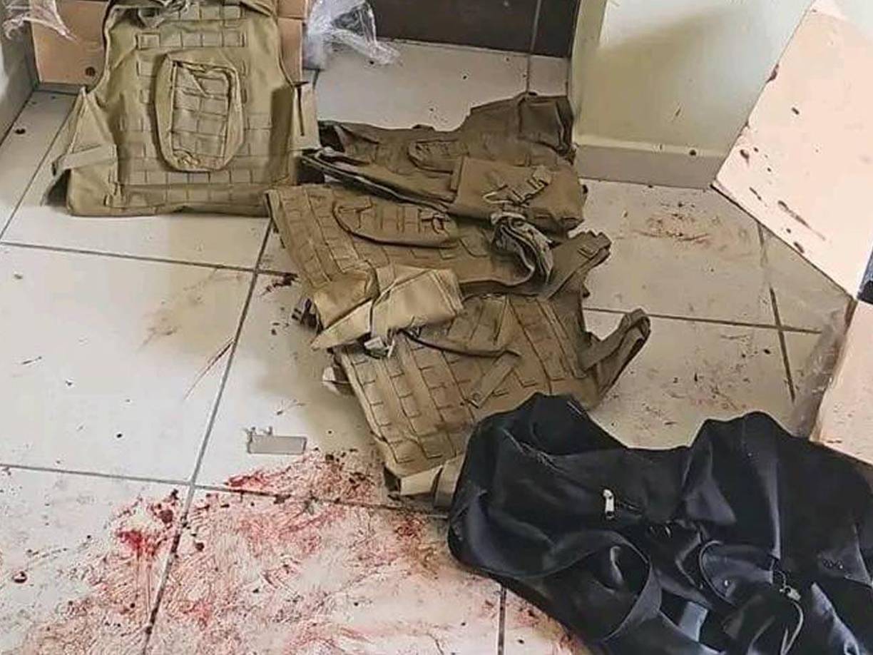 Foto de las armas de guerra halladas en residencial Villas Mackay