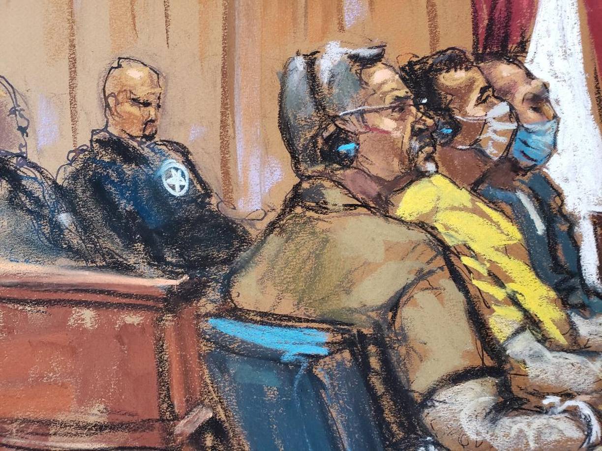 El expresidente de Honduras, Juan Orlando Hernández, acudió a audiencia este martes ante el juez Kevin Castel. El exmandatario luce con su cabello lleno de canas y una descuidada barba. Foto: LA PRENSA/Jane Rosenberg