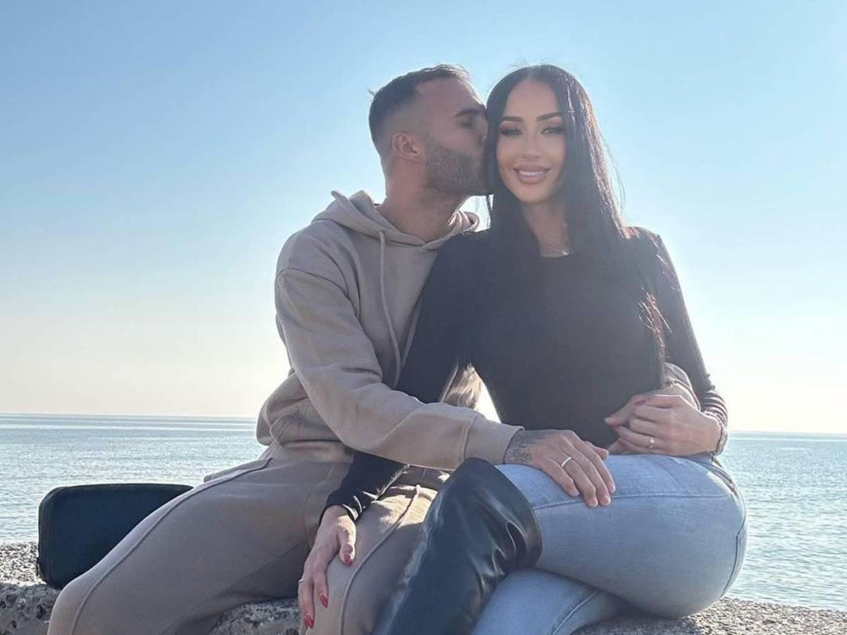 El delantero español Jesé Rodríguez ha provocado revuelo tras unas polémicas declaraciones en la que involucró a presidente de equipo y a su esposa.