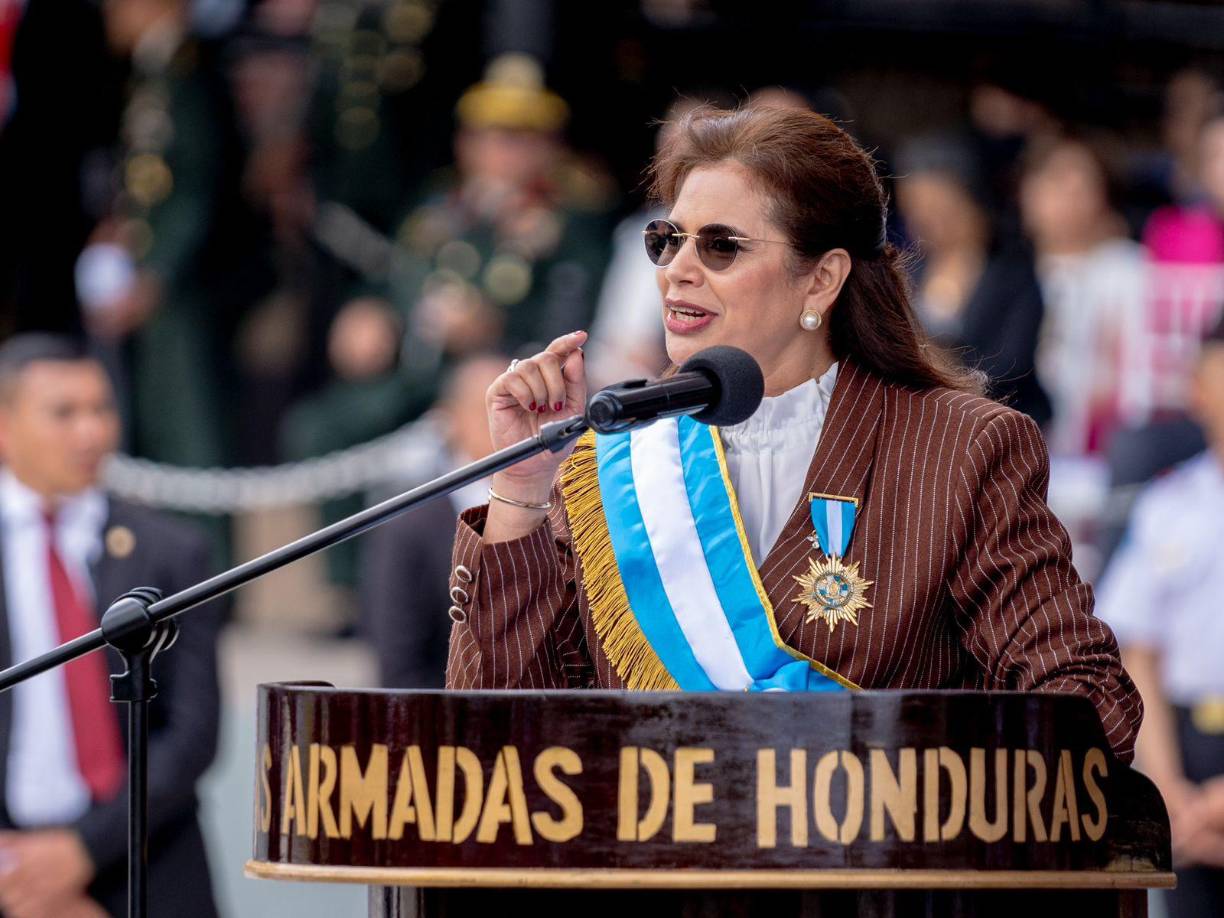 Esta distinción representa el más alto honor otorgado por las Fuerzas Armadas de Honduras.