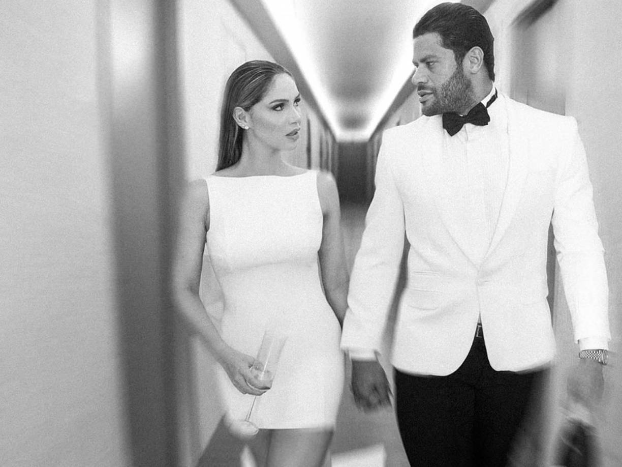 La doctora que conquistó al atacante es de perfil bajo y se aleja de toda la controversia que ha generado su relación. Lo cierto es que a la pareja poco o nada les importa y se muestran muy felices.