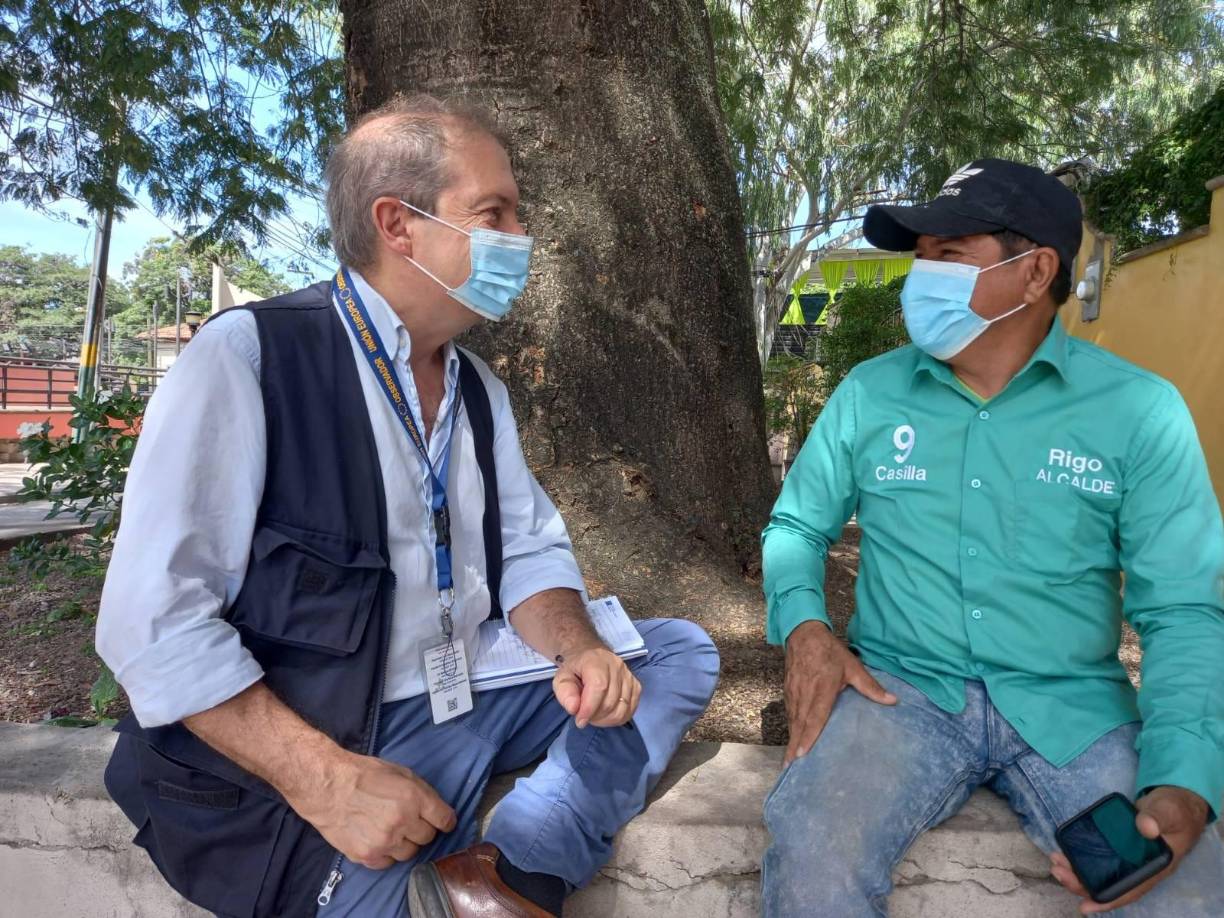 Aquí con el candidato de Partido Libre en LaCeiba.
