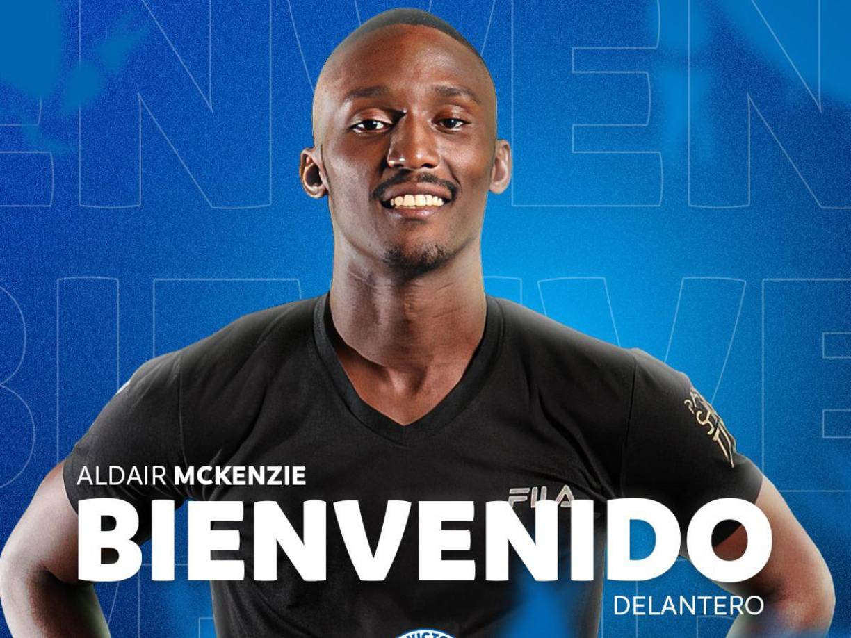 El delantero panameño Aldair McKenzie fue anunciado como nuevo refuerzo del CD Victoria para la próxima campaña.