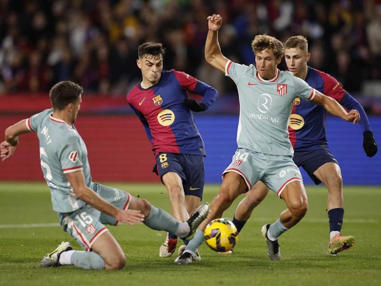 Pedri comenzó la jugada y luego Gavi con un gran gesto técnico, lo convirtió en una asistencia perfecta para que el canario definiera ante Oblak. 1-0.