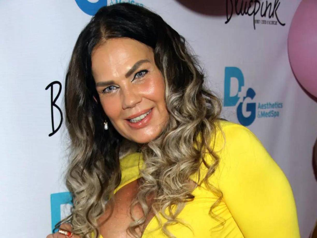 “La fealdad no es una enfermedad, es un estado natural”, sostuvo. “Ella era bella, estaba bella, se cuidaba”.