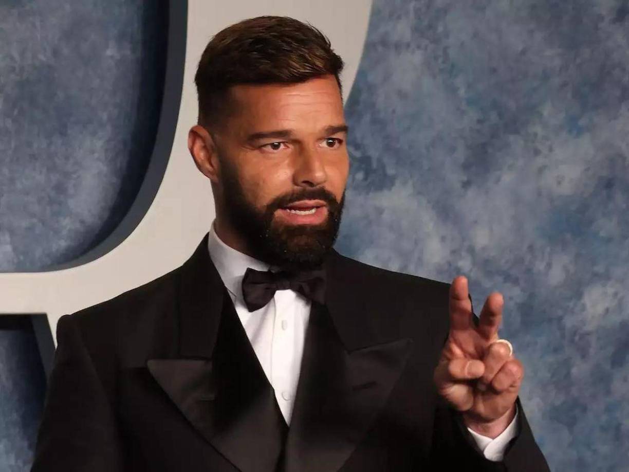 Este martes, el cantante puertorriqueño reaccionó a través de sus redes sociales con un comentario en el post de Telemundo en el que quiso dejar en claro la situación.