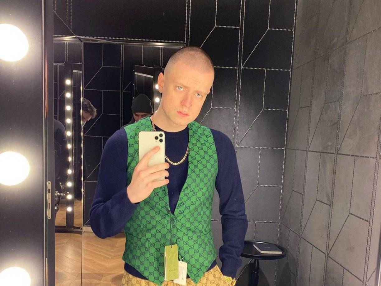 Actualmente se dedica a realizar transmisiones a través de la plataforma Kick y realiza apuestas. 