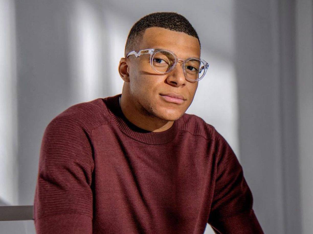 El medio francés RMC Sport hizo eco a una noticia de diarios suecos de que la policía había abierta una investigación acerca de una mujer que había denunciado un abuso sexual en sus estancia en el hotel donde se hospedaba el delantero del Real Madrid en aquel momento.