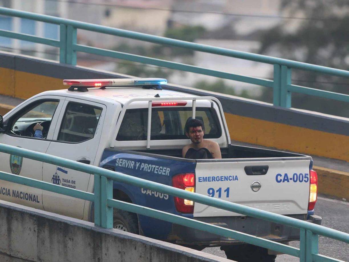 Lastimosamente la violencia entre aficionados está volviendo a empañar el fútbol nacional. 