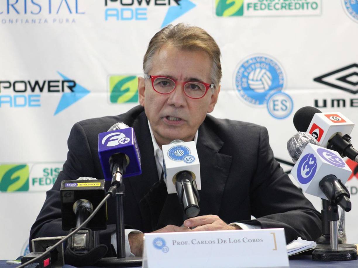 Carlos de los Cobos - El mexicano vuelve a estar en el radar del Olimpia, su paso por la Selección de El Salvador ha sido destacado.